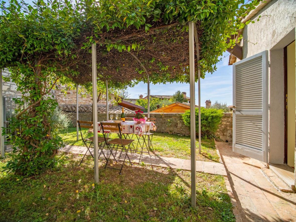 Отель Terrazza Santa Chiara Ассизи Экстерьер фото